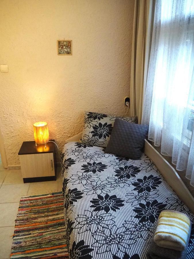 Authentic Guest Stay In The Heart Of Veliko Tarnovo Студио С Изглед Към Царевец Extérieur photo