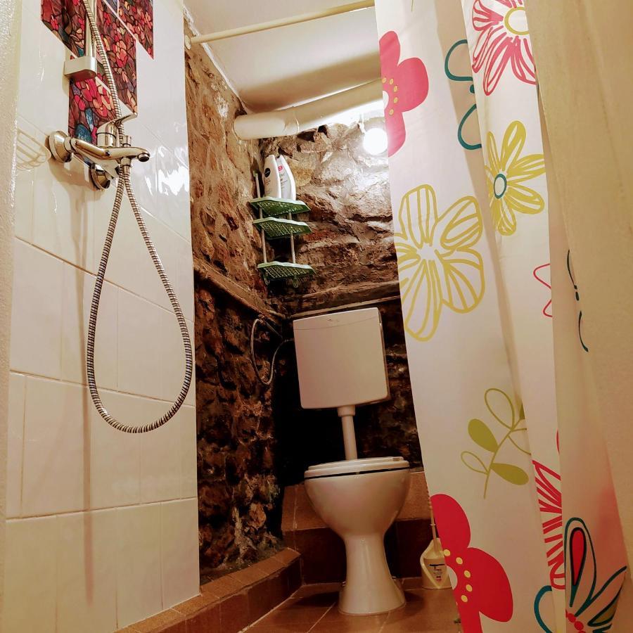 Authentic Guest Stay In The Heart Of Veliko Tarnovo Студио С Изглед Към Царевец Extérieur photo