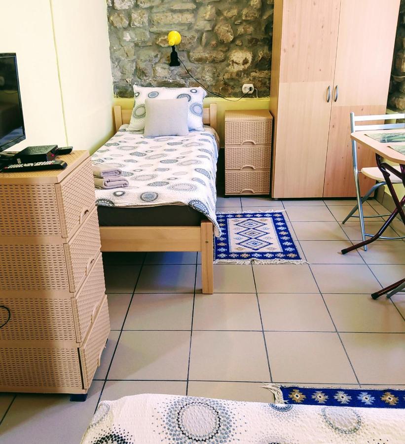Authentic Guest Stay In The Heart Of Veliko Tarnovo Студио С Изглед Към Царевец Extérieur photo